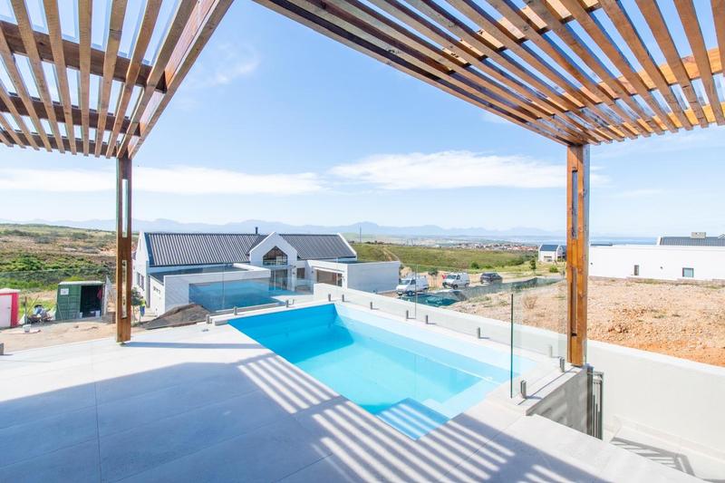 4 Bedroom Property for Sale in Renosterbos Estate Western Cape